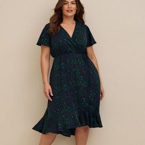 TORRID Midi Studio Surplice Wrap Dress, Blue/Green STARS, Size 2/2X
